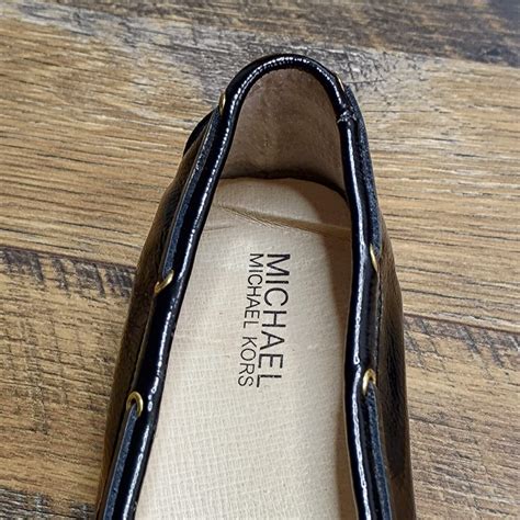 michael kors sutton moc black